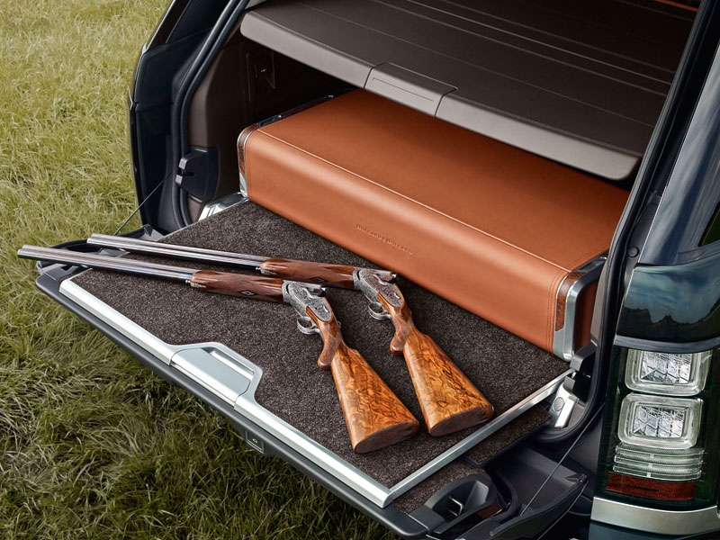 Illustration for article titled Holland & Holland Range Rover